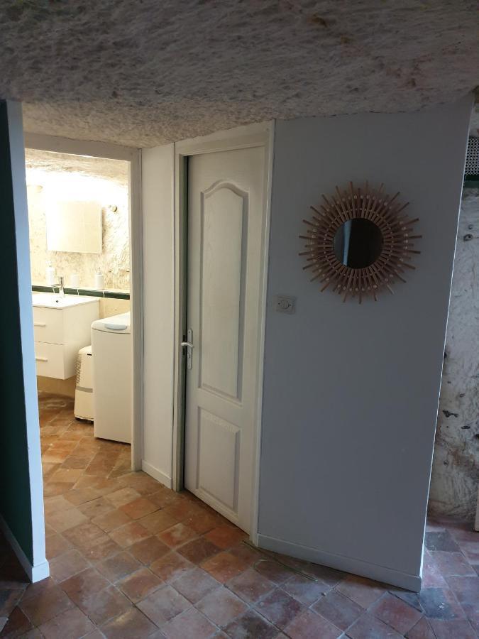 Troglodyte Les Iris Hébergement de vacances